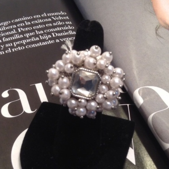 Son Paises Jewelry - SOLD